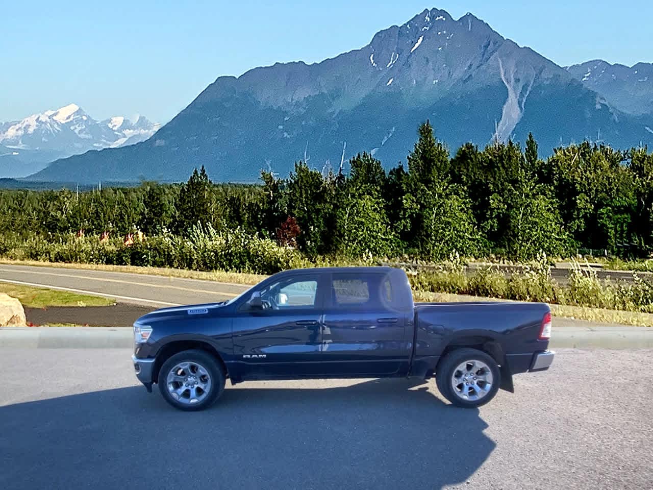 ram ram 1500 pickup 2022 1C6RRFFG5NN430273 image ram ram 1500 pickup 2022 1C6RRFFG5NN430273 image